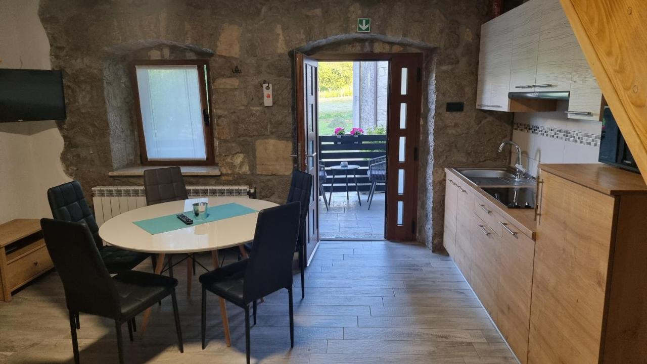 Villa Kos Lupoglav  Eksteriør bilde