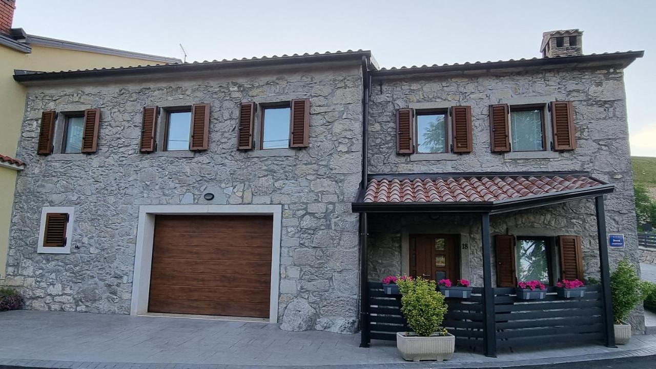 Villa Kos Lupoglav  Eksteriør bilde