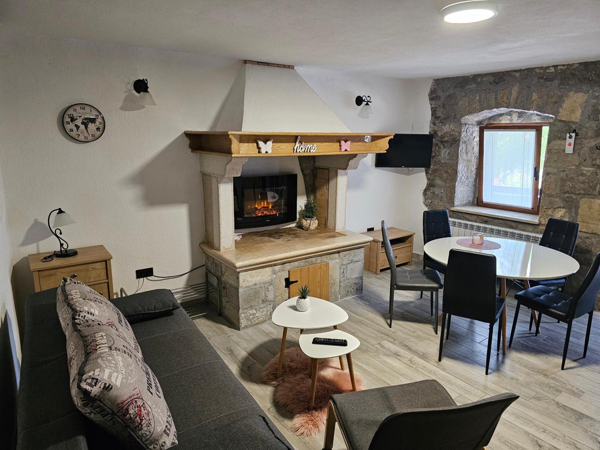 Villa Kos Lupoglav  Eksteriør bilde