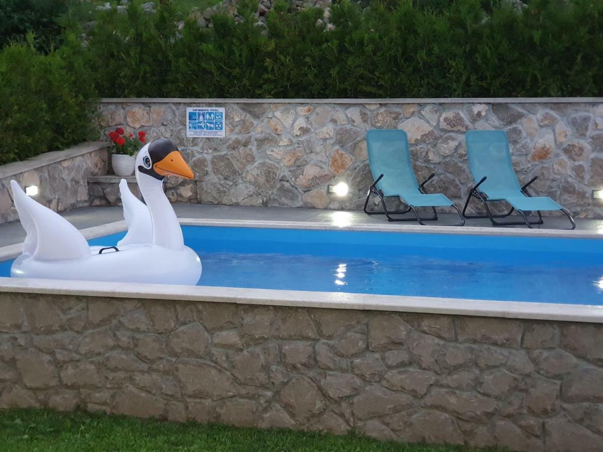 Villa Kos Lupoglav  Eksteriør bilde