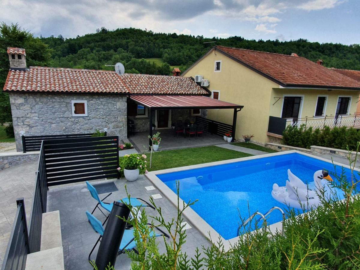 Villa Kos Lupoglav  Eksteriør bilde